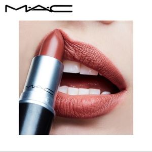 MAC “whirl 636” Mini Matte Lipstick